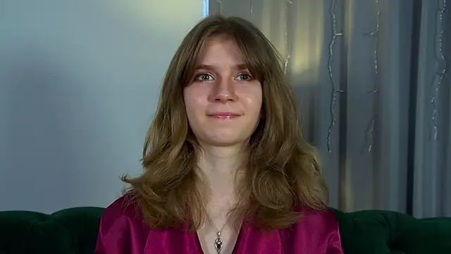 Snapshot of MilaMaelis chatting on April 11, 2026, 7:45 am MilaMaelis online show from April 11, 2026, 7:45 am