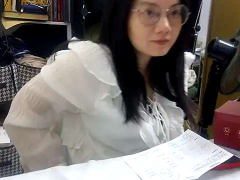 xiaoxiaowan11 online show from March 9, 2026, 11:25 am