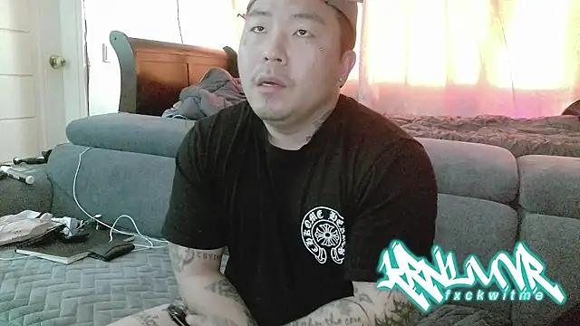 Snapshot of fxckuno chatting on April 20, 2026, 9:23 am fxckuno online show from April 20, 2026, 9:23 am