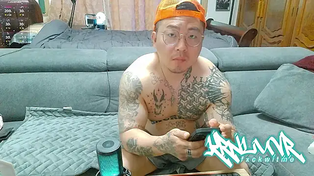 Snapshot of fxckuno chatting on April 9, 2026, 4:25 am fxckuno online show from April 9, 2026, 4:25 am