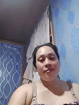 Snapshot of May_Bombs chatting on June 4, 2026, 11:48 am May Bombs online show from June 4, 2026, 11:48 am