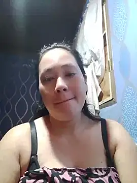Snapshot of May_Bombs chatting on July 11, 2026, 9:59 pm May Bombs online show from July 11, 2026, 9:59 pm