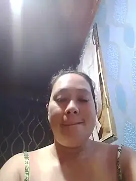 Snapshot of May_Bombs chatting on June 19, 2026, 10:58 pm May Bombs online show from June 19, 2026, 10:58 pm