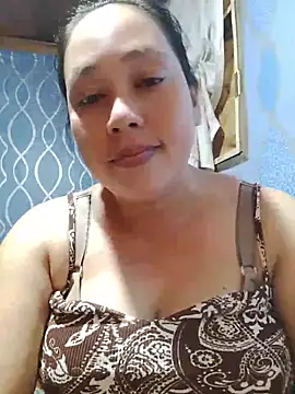 Snapshot of May_Bombs chatting on June 8, 2026, 1:22 am May Bombs online show from June 8, 2026, 1:22 am