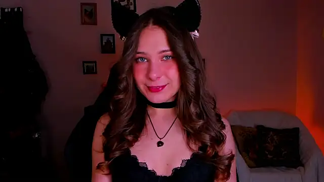 Snapshot of LanaLovely chatting on May 8, 2026, 6:17 am LanaLovely online show from May 8, 2026, 6:17 am