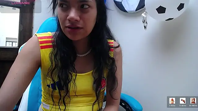 Julieta Parker online show from June 15, 2026, 7:24 pm