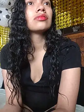 Julieta Parker online show from June 14, 2026, 1:24 am
