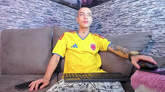 Dereck Boy  online show from February 7, 2026, 3:14 am