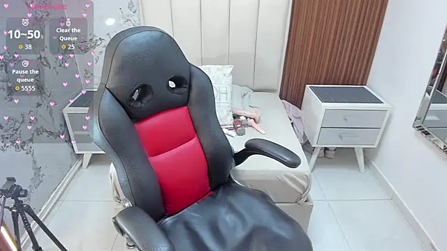 Snapshot of LISIEMARGOTH chatting on March 28, 2026, 12:50 pm LISIEMARGOTH online show from March 28, 2026, 12:50 pm