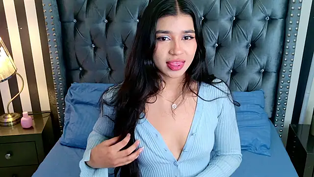 carosantoss online show from March 6, 2026, 10:32 am