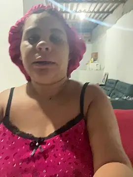 Snapshot of Adriputinha chatting on February 12, 2026, 10:31 pm Adriputinha online show from February 12, 2026, 10:31 pm