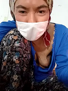 turbanlim07 online show from February 5, 2026, 6:15 pm