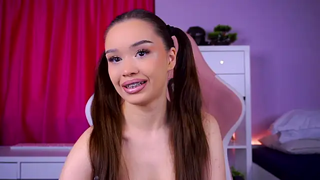 Snapshot of MistyReeds chatting on March 5, 2026, 5:37 am MistyReeds online show from March 5, 2026, 5:37 am