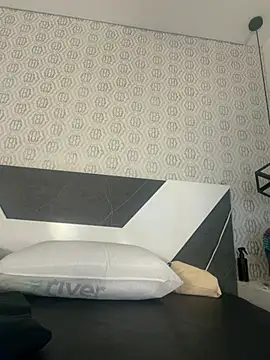 Snapshot of Mia_rivers__ chatting on July 31, 2026, 8:39 pm Mia rivers online show from July 31, 2026, 8:39 pm