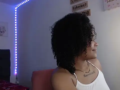 Snapshot of latin_riahnna_jp chatting on March 11, 2026, 11:43 pm latin riahnna jp online show from March 11, 2026, 11:43 pm