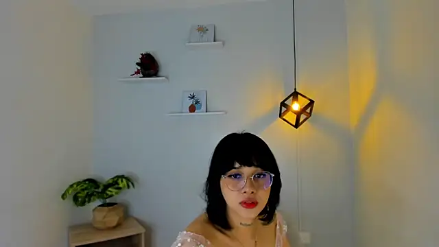 salome velour online show from February 6, 2026, 12:23 pm