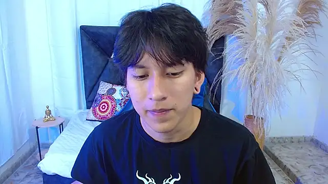 nikoo 18 online show from February 10, 2026, 1:32 pm