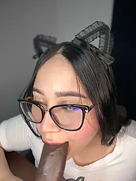 Snapshot of amaraa_1 chatting on March 4, 2026, 3:47 am amaraa 1 online show from March 4, 2026, 3:47 am