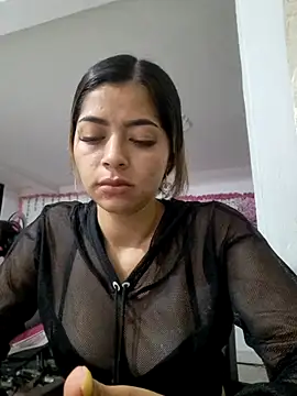 Snapshot of _as_una77 chatting on March 4, 2026, 1:24 am as una77 online show from March 4, 2026, 1:24 am