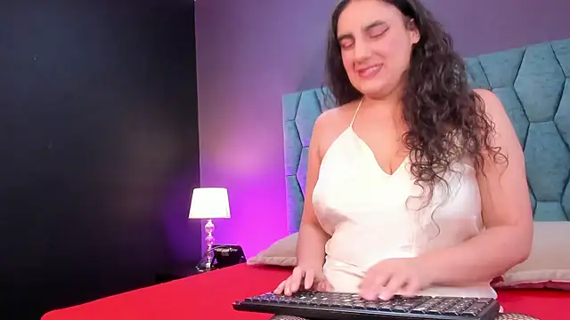 Snapshot of mia_brookllyn chatting on March 11, 2026, 7:30 pm mia brookllyn online show from March 11, 2026, 7:30 pm