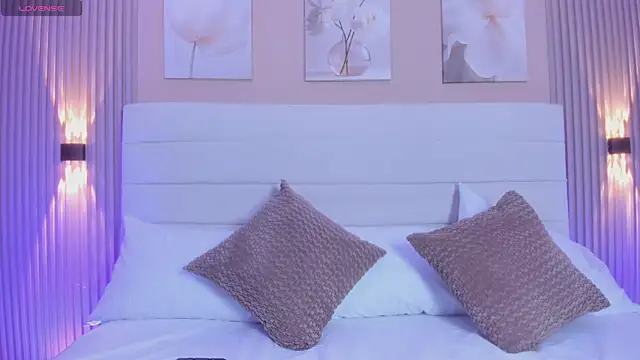LisaLain online show from July 27, 2026, 12:12 pm