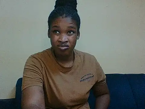Snapshot of Juicylipss88 chatting on February 15, 2026, 2:38 pm Juicylipss88 online show from February 15, 2026, 2:38 pm