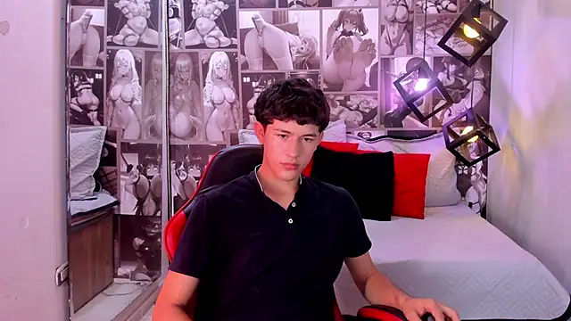 Snapshot of Christian_Foxx chatting on May 28, 2026, 2:12 pm Christian Foxx online show from May 28, 2026, 2:12 pm