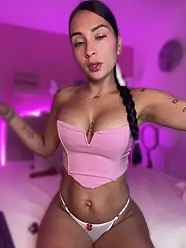 SofiaSiren online show from May 14, 2026, 2:19 am
