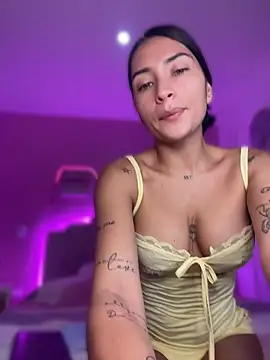 SofiaSiren online show from May 12, 2026, 2:08 am