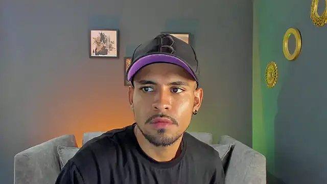 neyder sanz online show from March 4, 2026, 1:08 pm