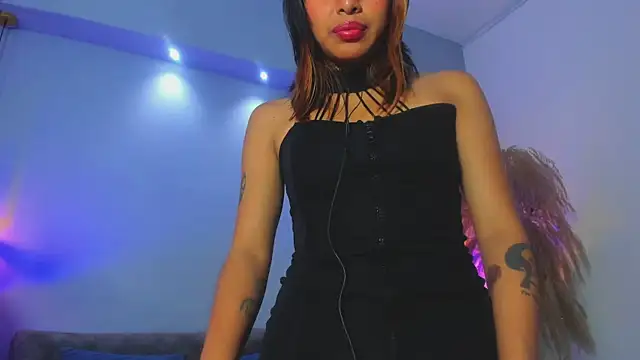 Wildkiitty online show from May 9, 2026, 3:43 am