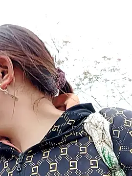 Snapshot of bongtuyet11 chatting on March 13, 2026, 2:38 am bongtuyet11 online show from March 13, 2026, 2:38 am