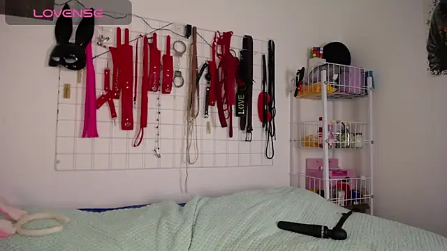 shannon queen- online show from March 6, 2026, 6:19 am