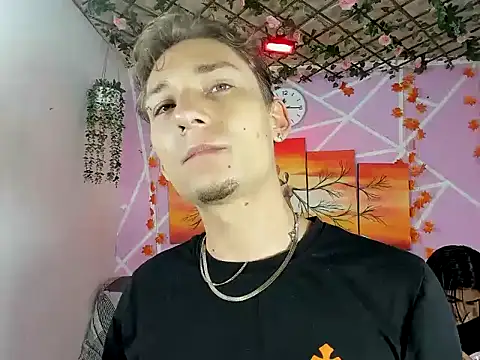 Dapnhe hot2006 online show from March 15, 2026, 10:17 pm