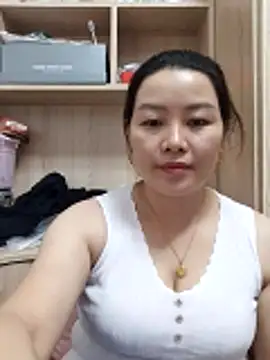 Snapshot of Jennie_dogy chatting on June 10, 2026, 2:13 am Jennie dogy online show from June 10, 2026, 2:13 am