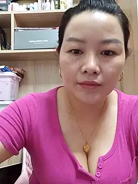 Snapshot of Jennie_dogy chatting on May 24, 2026, 1:27 am Jennie dogy online show from May 24, 2026, 1:27 am