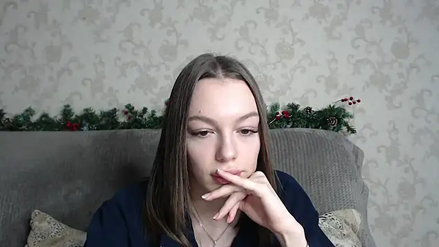 CandyGyrl online show from February 10, 2026, 8:24 am