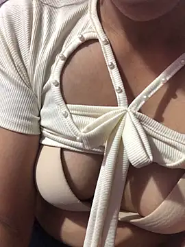 Snapshot of Cheng_baby chatting on March 5, 2026, 12:07 am Cheng baby online show from March 5, 2026, 12:07 am