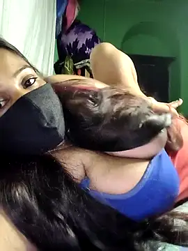 V-Hot-Suity online show from March 18, 2026, 11:59 pm