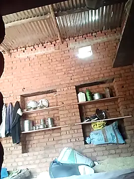 Snapshot of Hot_ree64 chatting on April 1, 2026, 9:10 am Hot ree64 online show from April 1, 2026, 9:10 am