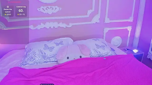 Snapshot of SusiWild chatting on March 5, 2026, 3:25 am SusiWild online show from March 5, 2026, 3:25 am