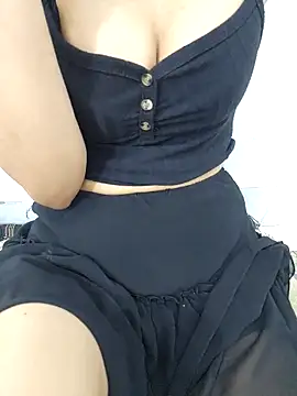 shanu 0 online show from May 10, 2026, 11:14 am