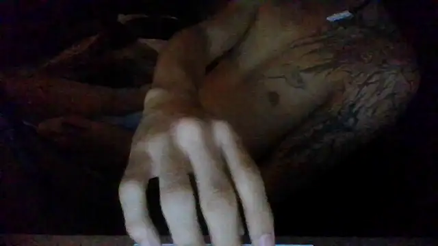 Snapshot of ilynicky chatting on May 23, 2026, 8:24 am ilynicky online show from May 23, 2026, 8:24 am