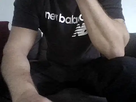 Tommyzzzzzz online show from December 5, 2024, 9:22 am