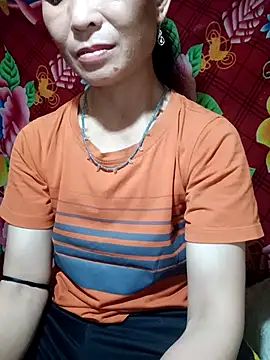 Snapshot of witch-xx chatting on May 17, 2026, 6:24 am witch-xx online show from May 17, 2026, 6:24 am