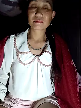 witch-xx online show from March 21, 2026, 4:33 pm