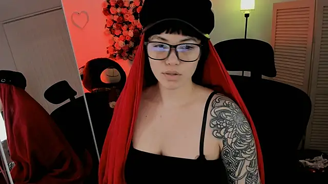 Snapshot of NeoGeisha chatting on April 19, 2026, 6:10 pm NeoGeisha online show from April 19, 2026, 6:10 pm