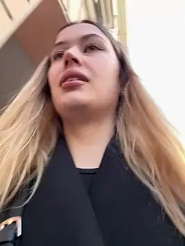 Snapshot of blonde_exe chatting on March 18, 2026, 1:24 pm blonde exe online show from March 18, 2026, 1:24 pm