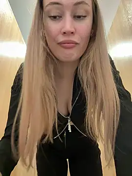 blonde exe online show from April 23, 2026, 3:24 pm