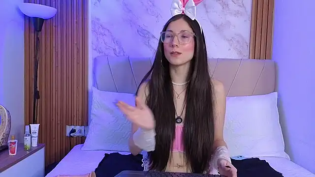 vane coral online show from April 20, 2026, 11:13 am